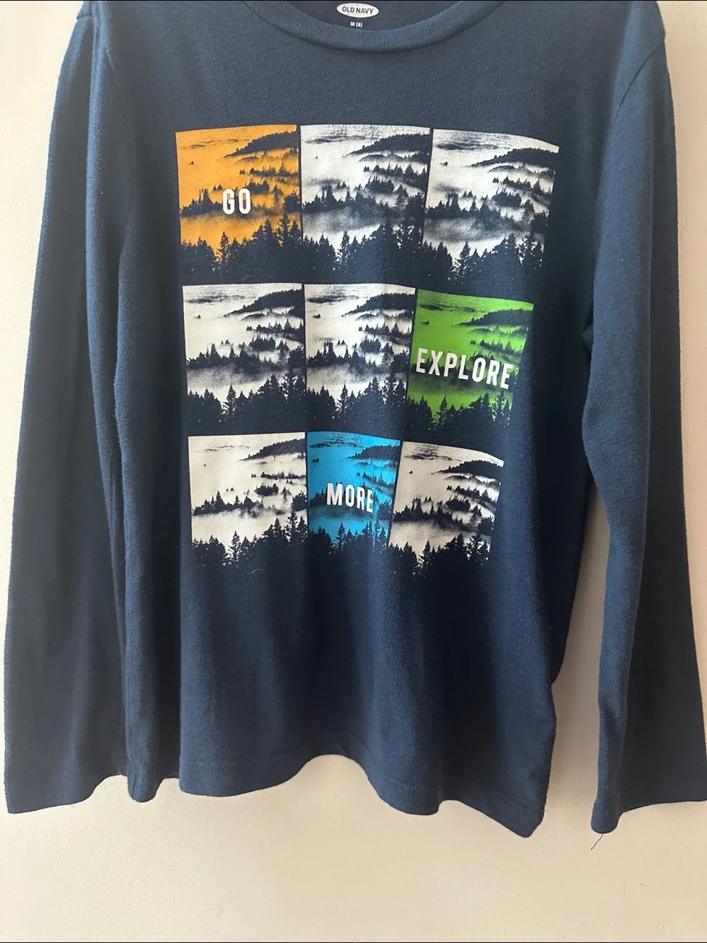 8/$25 Old Navy Boys Size 8 Navy Long Sleeve Go Explore More Shirt